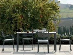 Tavolo da giardino Tavolo quatris grigio antico 160 x 80 cm con 4 poltoncine alice a marchio a prezzo scontato^Vermobil Outlet