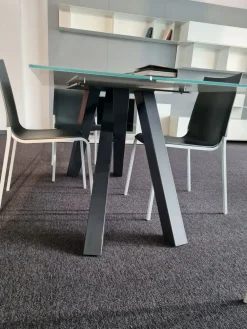 Hot TAVOLO  Materia SCONTATO a PREZZI OUTLET Tavoli