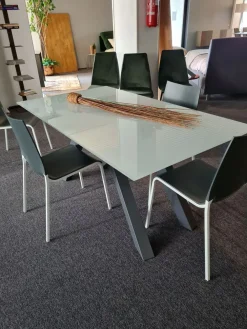 Hot TAVOLO  Materia SCONTATO a PREZZI OUTLET Tavoli