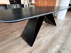 Stones Tavolo ellittico Thanos scontato del 47%- Tavoli