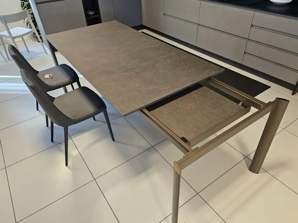 Connubia Tavolo Eminence evo in laminato Allungabile- Tavoli