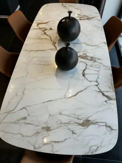 Outlet Tavolo Flame in OFFERTA OUTLET -32% Tavoli