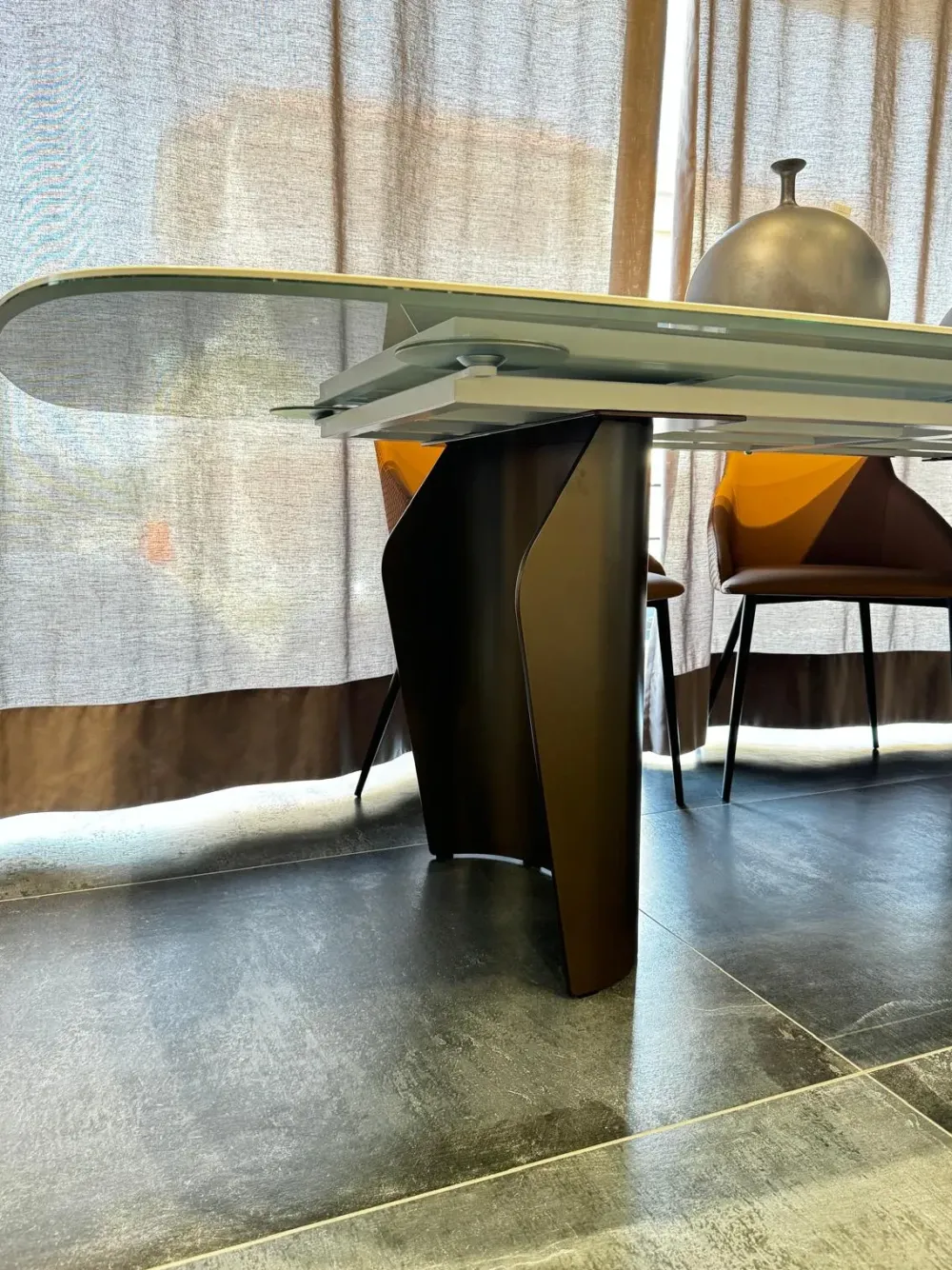 Outlet Tavolo Flame in OFFERTA OUTLET -32% Tavoli