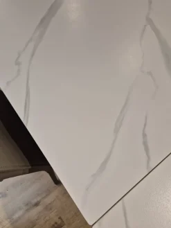 Tavolo in ceramica rettangolare Bilbao in offerta outlet^Artigianale Sale