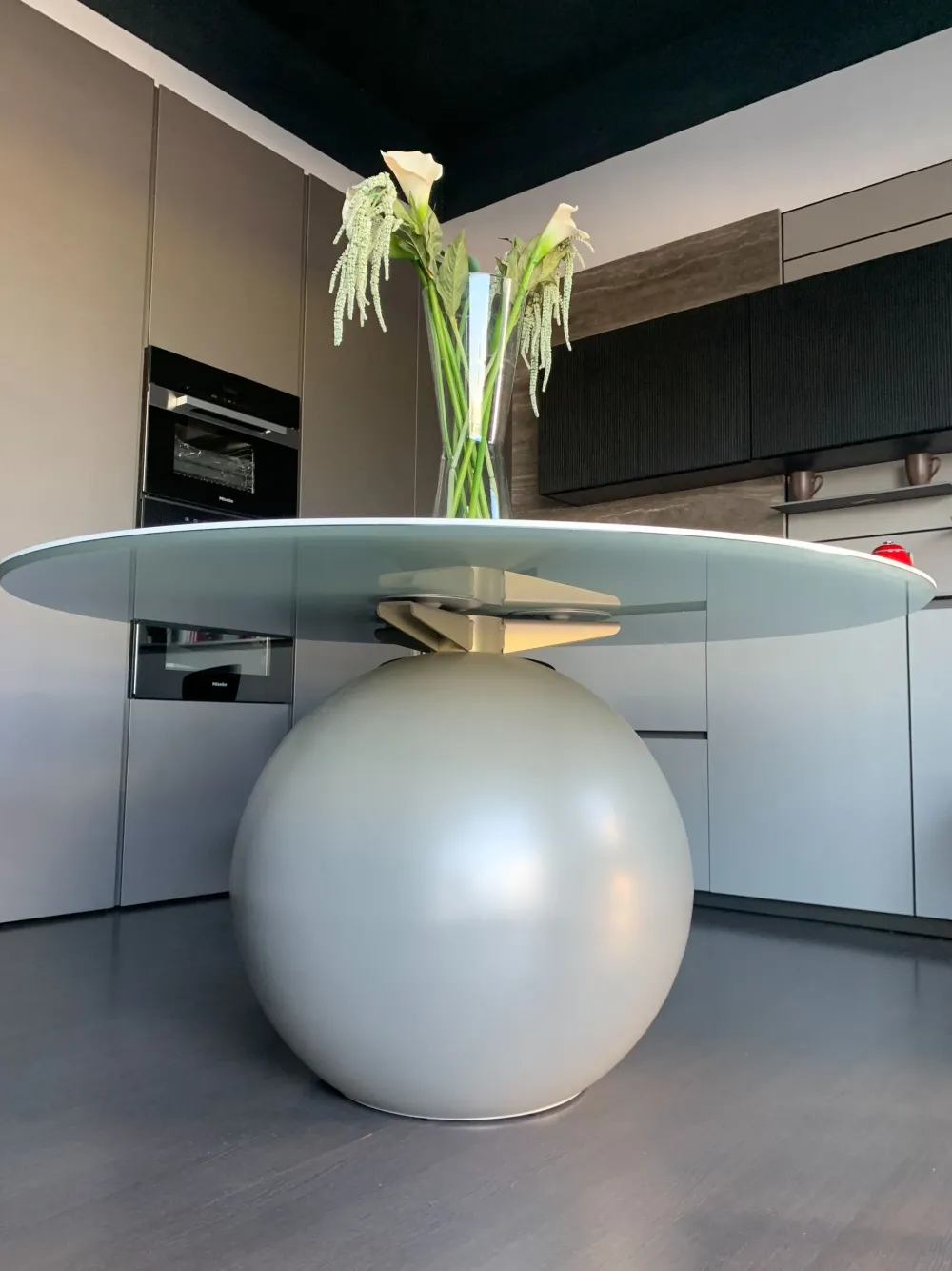 Discount Tavolo in ceramica rotondo Circus a prezzo ribassato Tavoli