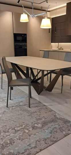 Cattelan Italia Tavolo in ceramica sagomato Skorpio in offerta outlet- Tavoli