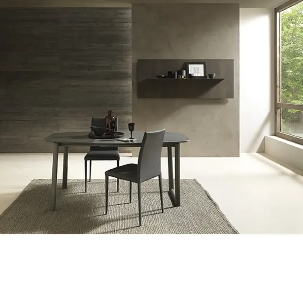 New Tavolo in laminato ovale Ribot a prezzo ribassato Tavoli