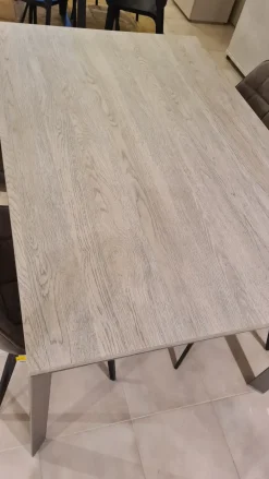 Artigianale Tavolo in laminato rettangolare Tavolo + sedie   in offerta outlet- Tavoli