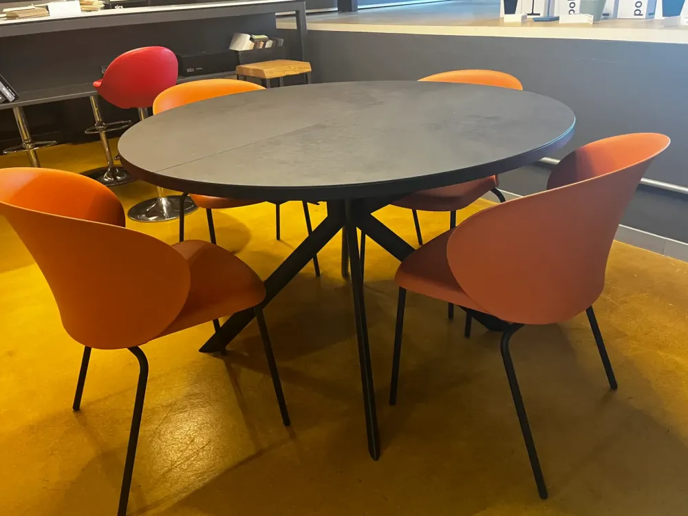 Connubia Tavolo in laminato rotondo Giove in offerta outlet- Tavoli