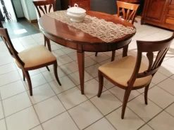 Origine Tavolo in legno ovale Tavolo - 4 sedie a prezzo ribassato- Tavoli