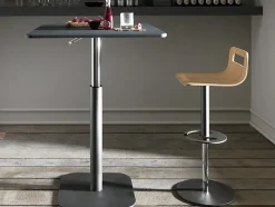 Altacom Tavolo in legno quadrato Outline a prezzo scontato- Tavoli