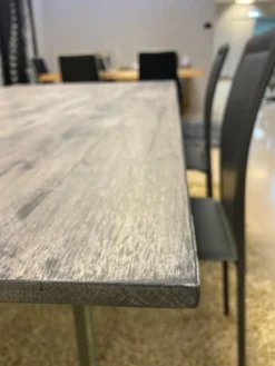 Sale Tavolo in legno rettangolare Artiginale in offerta outlet Tavoli