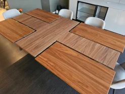 Tavolo in legno rettangolare 4x4 noce in offerta outlet^Tomasella Discount