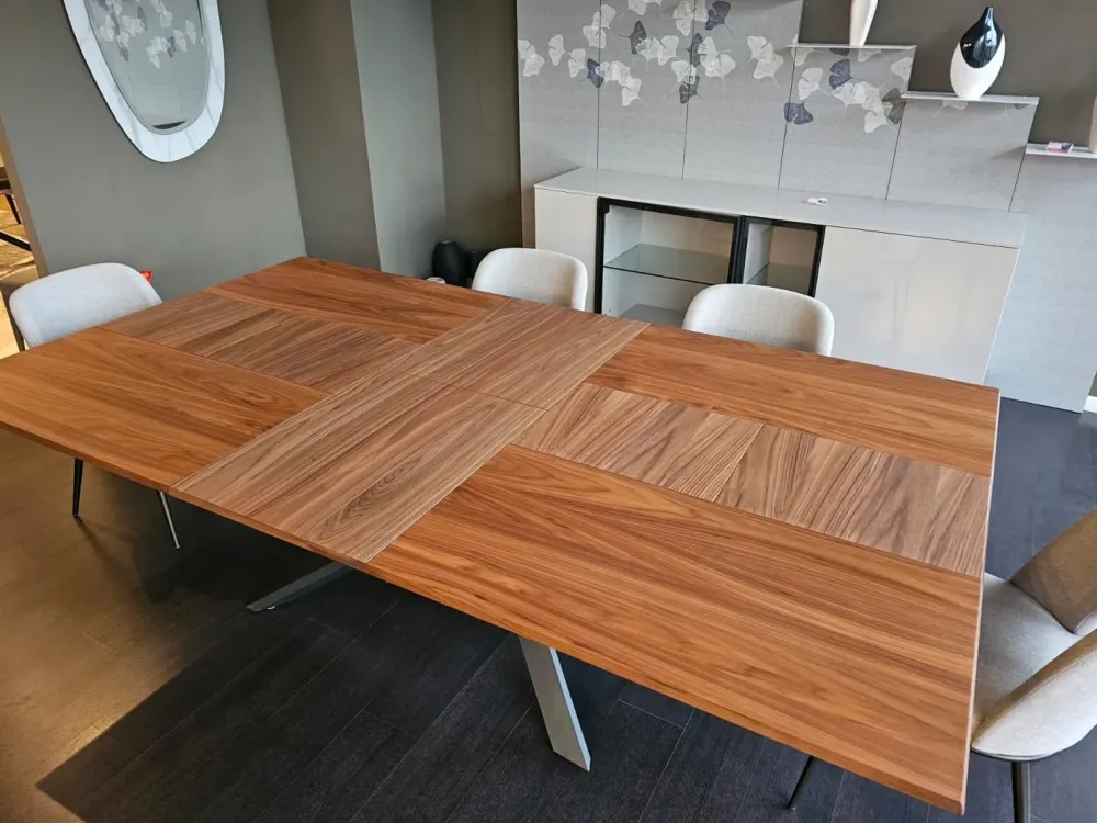 Tavolo in legno rettangolare 4x4 noce in offerta outlet^Tomasella Discount