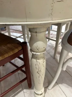 Marchi Cucine Tavolo in legno rotondo Tavolo casolare a prezzo scontato- Tavoli