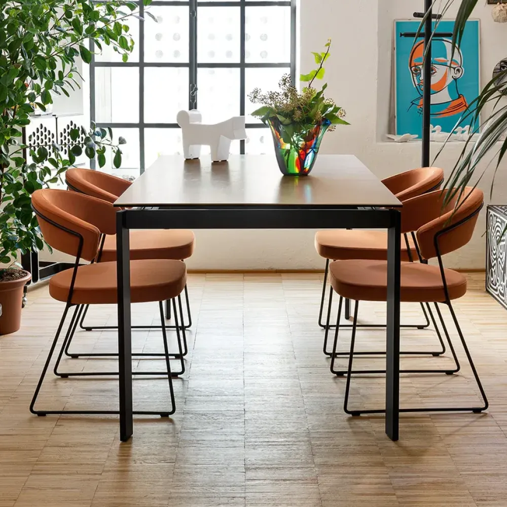 Clearance Tavolo in offerta outlet modello Eminence fast di Tavoli