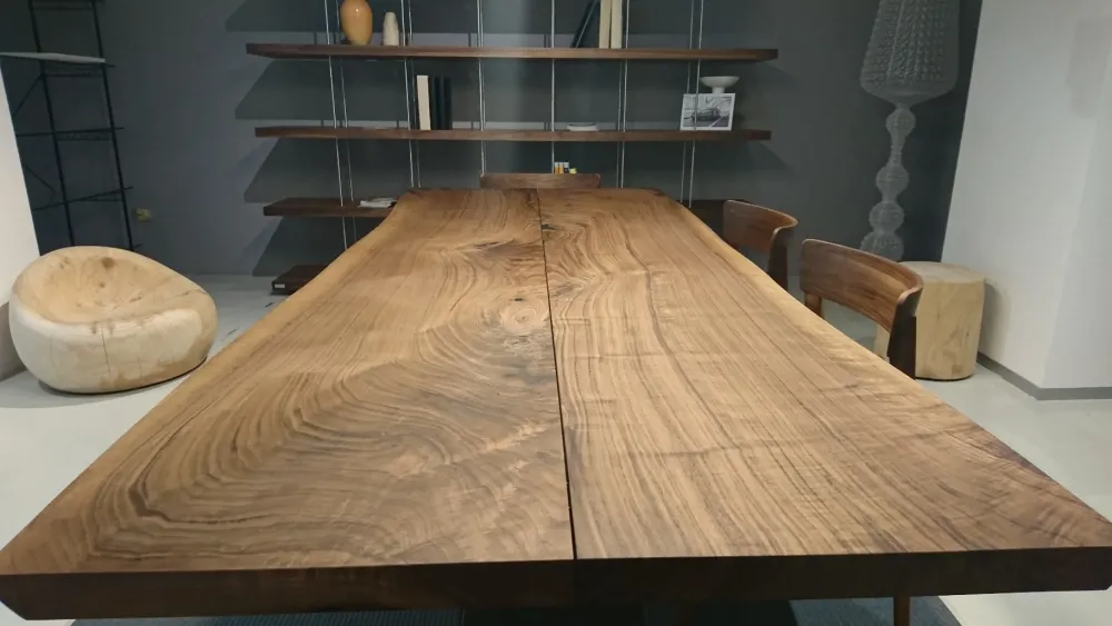 Outlet Tavolo in offerta outlet modello Bedrock c di Tavoli