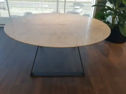 New Tavolo in pietra rotondo Blade a prezzo scontato Tavoli