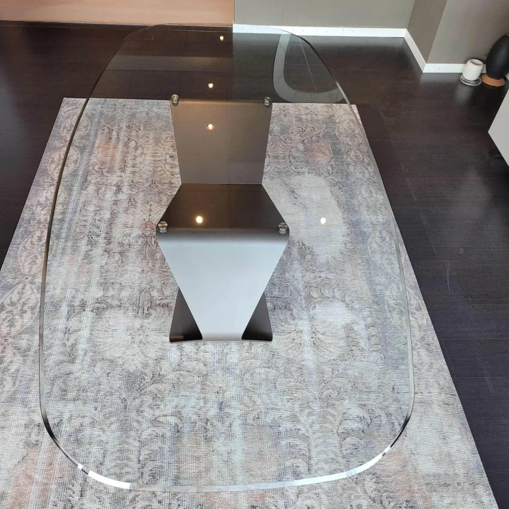 Ozzio Tavolo in vetro sagomato Gem in offerta outlet- Tavoli