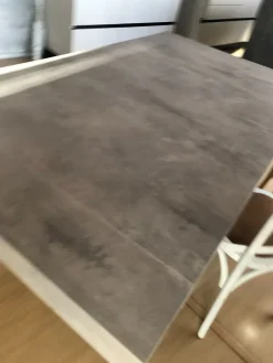 Discount Tavolo Intreccio lamina a prezzo ribassato Tavoli