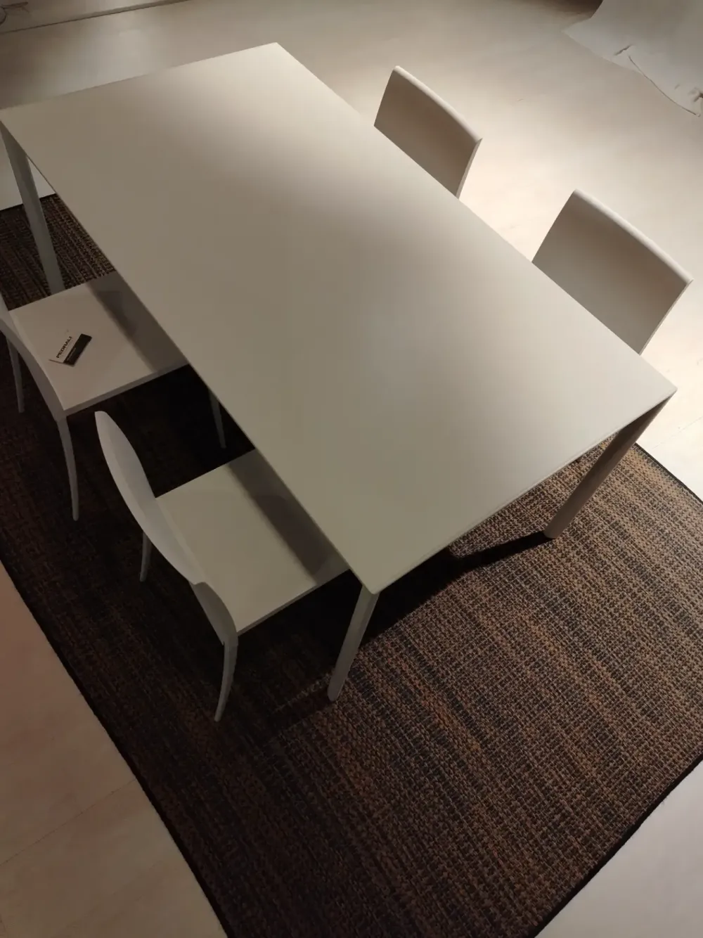 Tavolo Maki in altri materiali Allungabile scontato 30%^Kristalia Sale