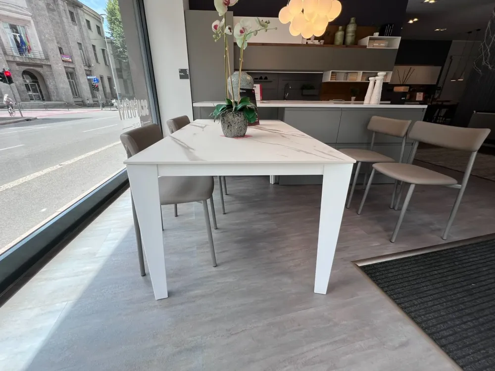 Tavolo Mary in OFFERTA OUTLET -52%^Scavolini Outlet