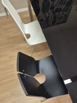 Ciacci Tavolo Miss in vetro Rettangolare allungabile scontato 30%- Tavoli