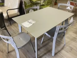 Tavolo modello Balcony per l'esterno a prezzo Outlet^Emu Discount