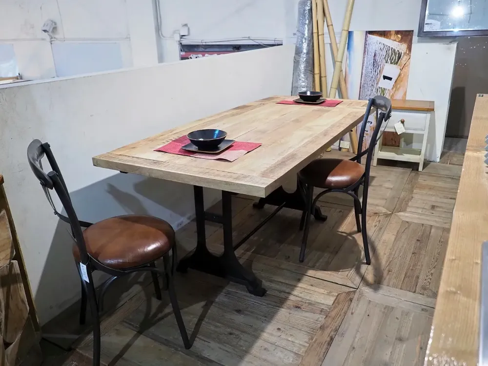 Outlet Etnico Tavolo Tavolo singer ghisa e lagno massello in offerta PREZZI OUTLET- Tavoli