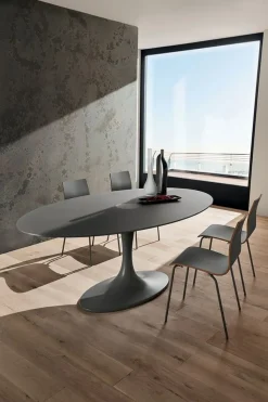 Sale Tavolo ovale in ceramica Ruud in Offerta Outlet Tavoli