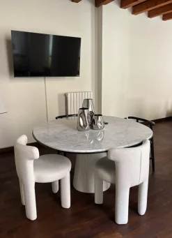 Tavolo Owen di scontato del 40%^Meridiani Clearance