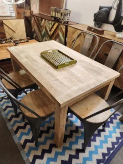 Tavolo Paqo in vero legno massello di mango, allungabile. , prezzo scontato! Tavoli