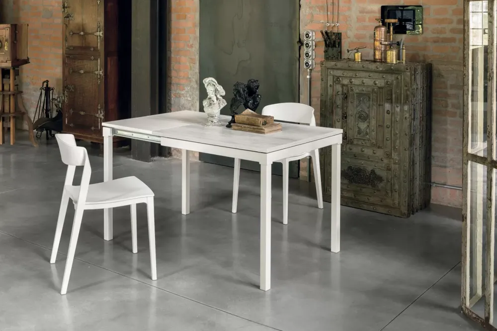 Clearance Tavolo Perigeo di : richiedi il prezzo Tavoli