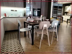 Tavolo quadrato allungabile in altri materiali SCONTATO^Connubia