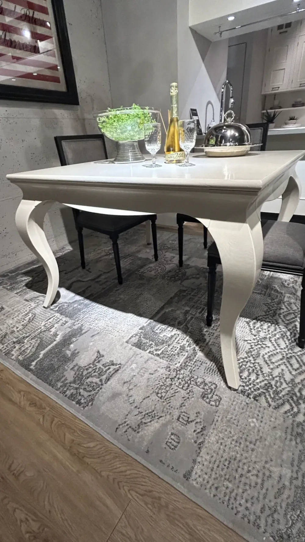 Tavolo quadrato in legno Tavolo quadrato laccato di in Offerta Outlet^Dialma Brown