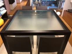 Hot Tavolo Quadro in OFFERTA OUTLET Tavoli