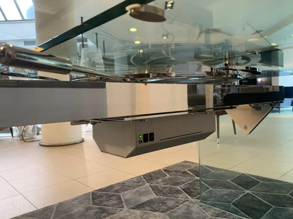 Naos Tavolo Quasar di : scopri il prezzo riservato- Tavoli