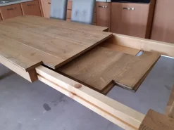 Tavolo rettangolare a quattro gambe Nodato scontato Tavoli