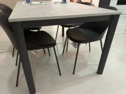 Sale Tavolo rettangolare Aron scontato del 30% Tavoli