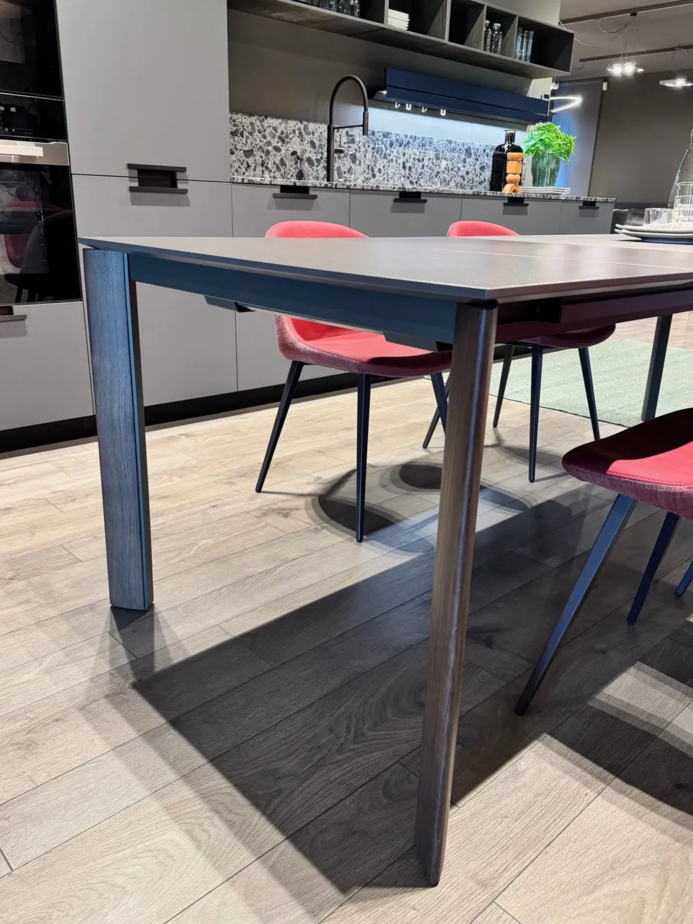 MIDJ Tavolo rettangolare Blade scontato del 40%- Tavoli