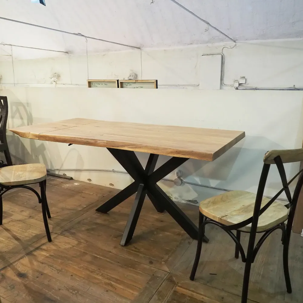 Tavolo rettangolare con basamento centrale Tavolo design indsutrial live edge in legno e matallo scontato^Outlet Etnico Outlet