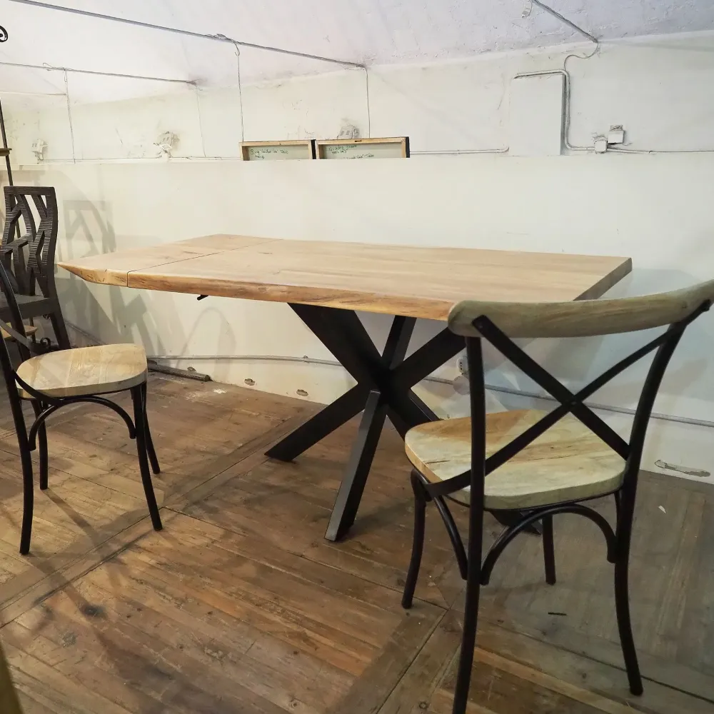 Tavolo rettangolare con basamento centrale Tavolo design indsutrial live edge in legno e matallo scontato^Outlet Etnico Outlet