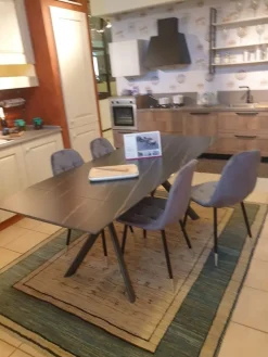 Tavolo rettangolare in ceramica Versus-Musa. in Offerta Outlet.^La Seggiola New