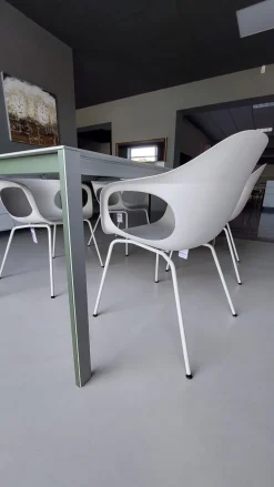 Tavolo rettangolare Thin-k scontato del 37%^Kristalia Discount