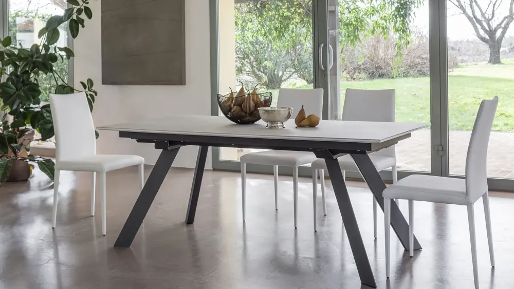 Sale Tavolo rettangolare Trinity scontato del 29% Tavoli