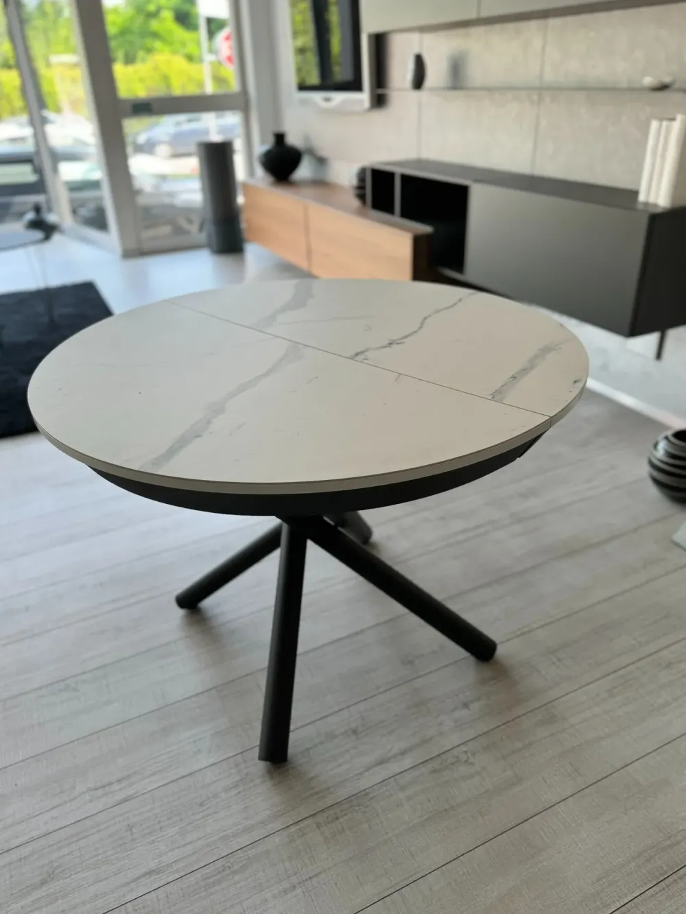 Altacom Tavolo rotondo in ceramica Celsius di in Offerta Outlet- Tavoli