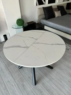 Altacom Tavolo rotondo in ceramica Celsius di in Offerta Outlet- Tavoli