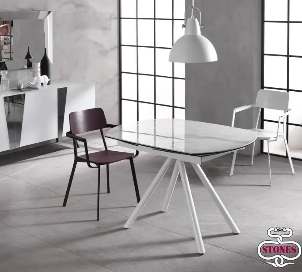 Tavolo sagomato a quattro gambe Kyoto four scontato^Stones Discount