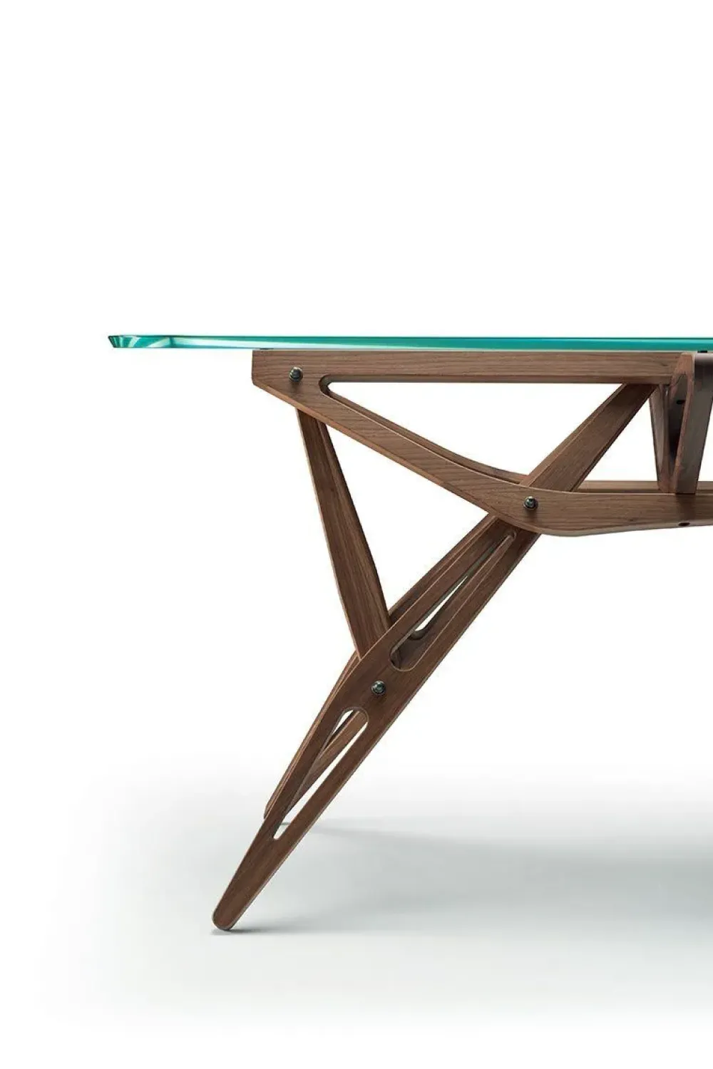 Zanotta Tavolo sagomato Reale cm scontato del 0%- Tavoli