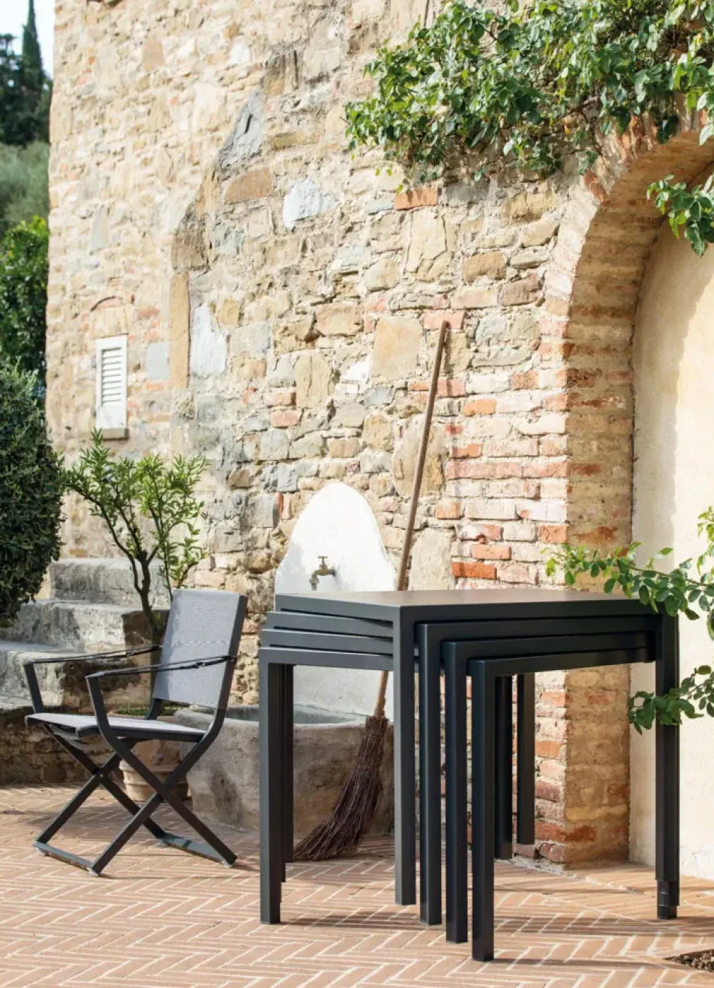 Vermobil Tavolo scontato da giardino Tavolo quatris 90 x 90 grigio antico- Tavoli Da Giardino